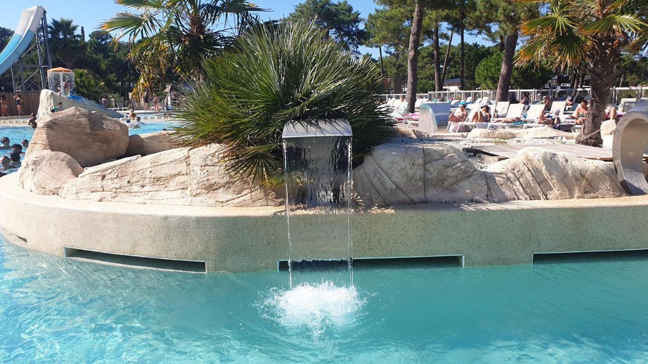 Mobil Home Happiness33 Dans Camping 5 Etoiles Acces Direct Plage Vendays Montalivet Eksteriør bilde